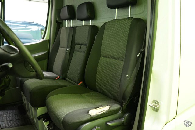 Volkswagen Crafter 9