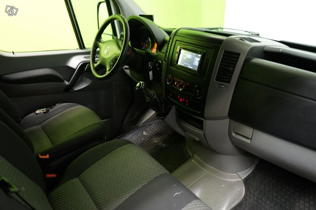 Volkswagen Crafter 11