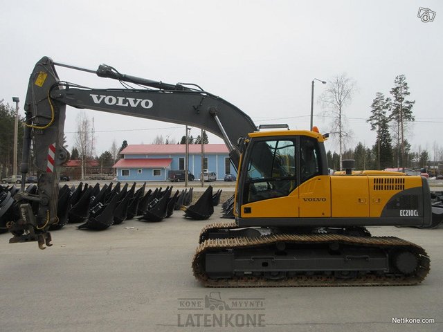 Volvo EC210CL Kaivinkone 5