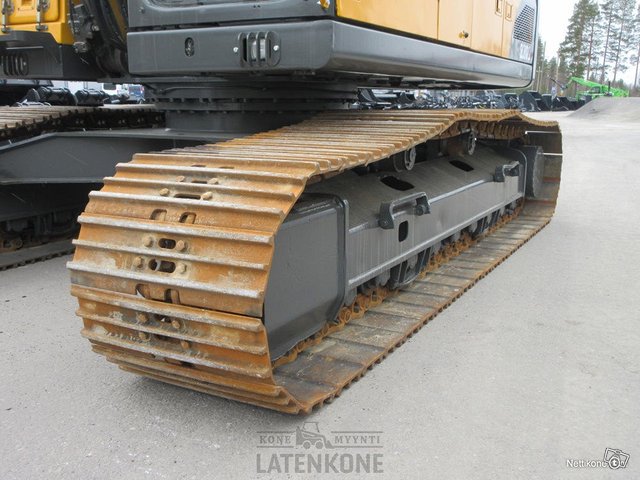 Volvo EC210CL Kaivinkone 12