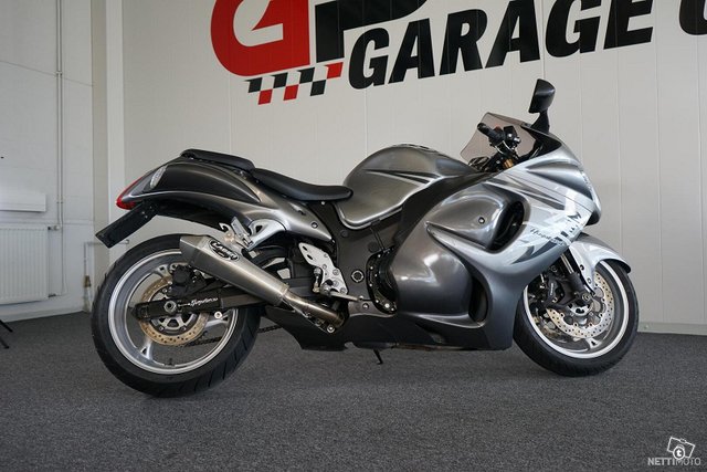 Suzuki GSX 7