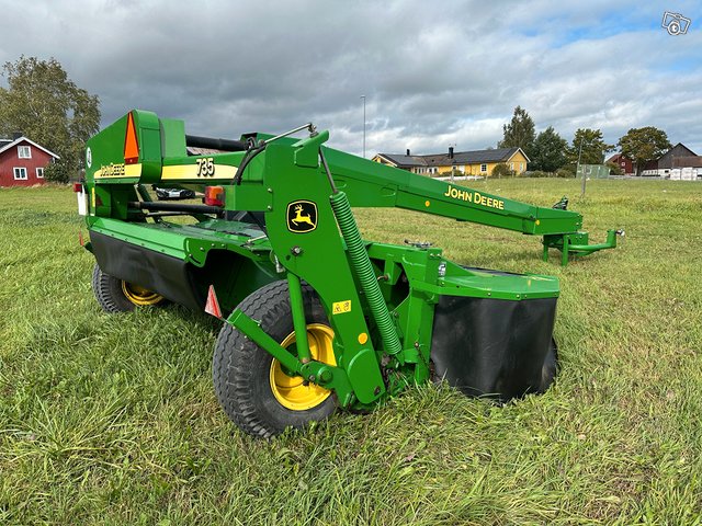 John Deere 735 5