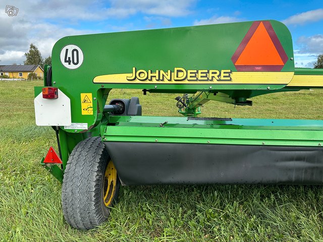 John Deere 735 9