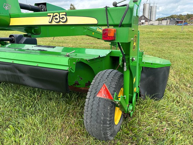 John Deere 735 12