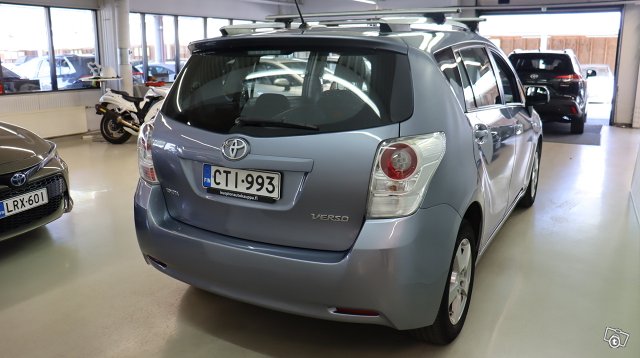 Toyota VERSO 5