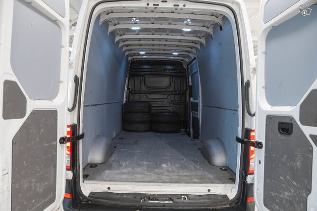 Volkswagen Crafter 7