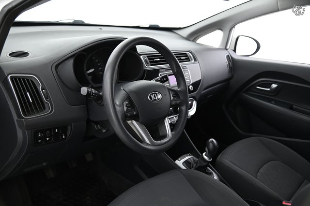 Kia Rio 17