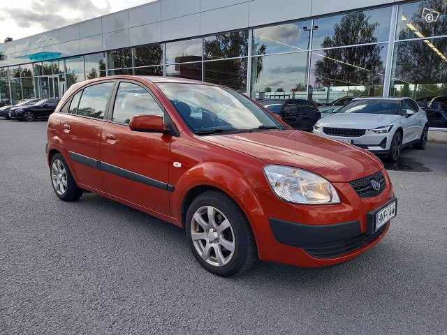 Kia Rio 1