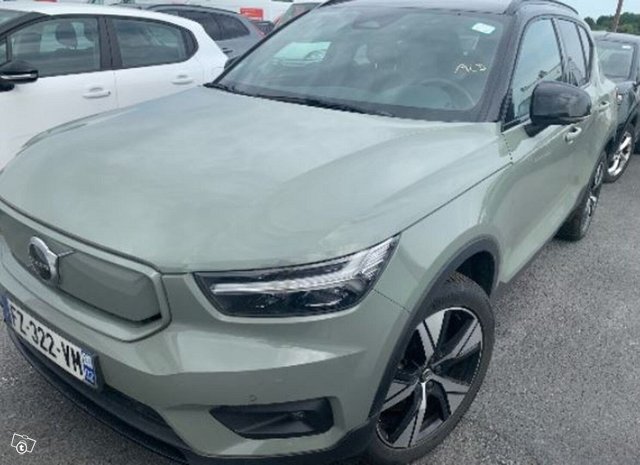 Volvo XC40 1