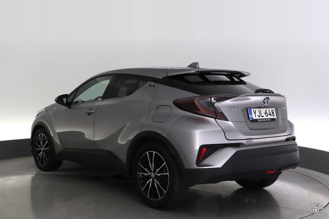 Toyota C-HR 3