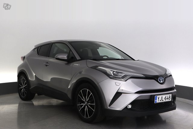 Toyota C-HR 7