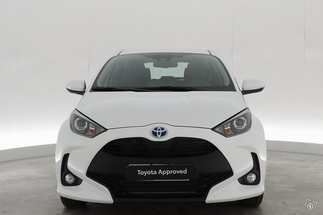 Toyota YARIS 10