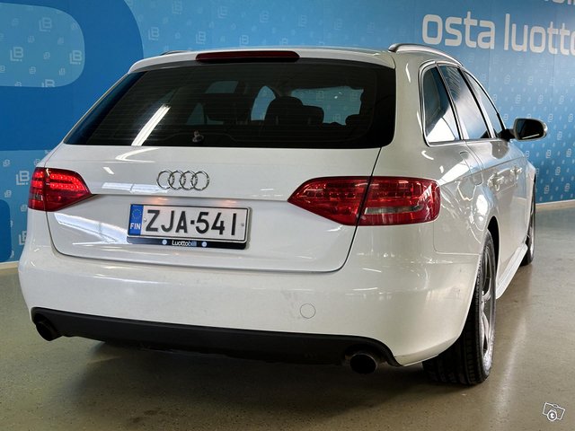 Audi A4 11