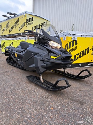 Ski-Doo Tundra 1