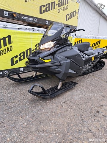 Ski-Doo Tundra 2