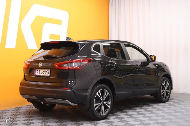 Nissan Qashqai 7