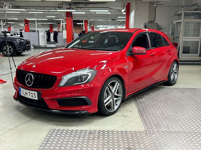 Mercedes-Benz A 45 AMG