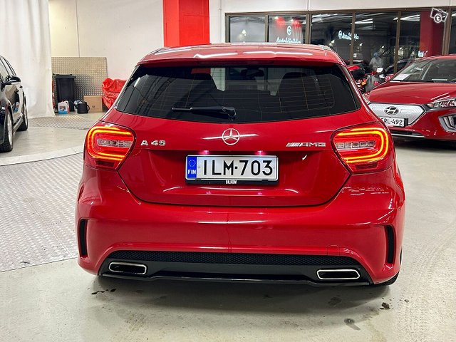 Mercedes-Benz A 45 AMG 5