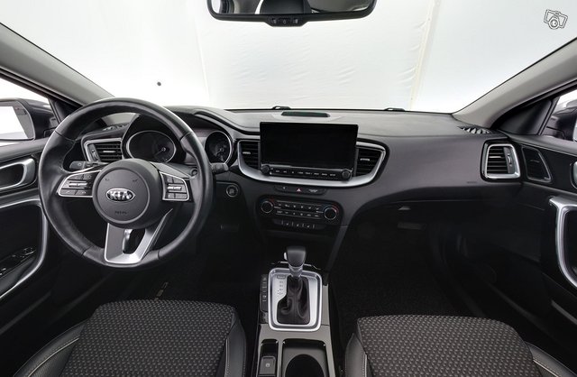 Kia Ceed 11