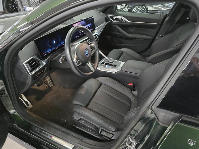 BMW I4 3