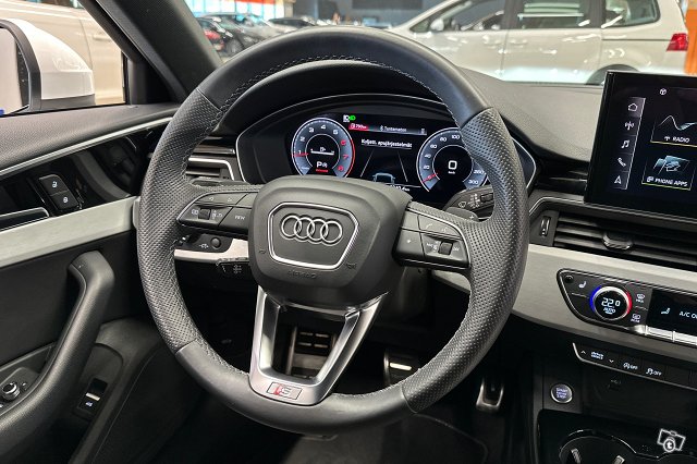 Audi A4 19