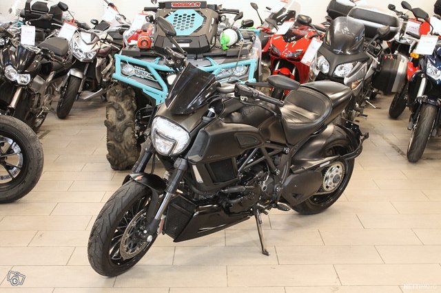 Ducati Diavel, kuva 1