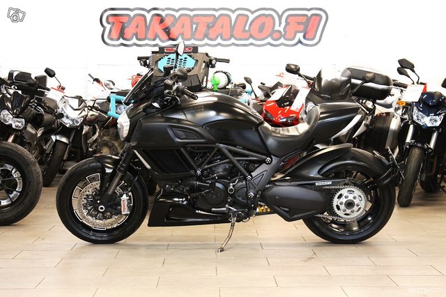 Ducati Diavel 6