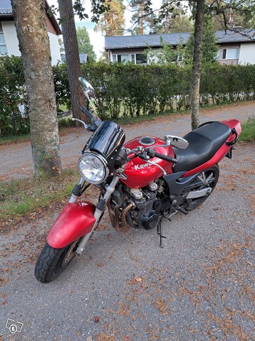 Kawasaki ZR-7S Moottoripyörä edullisesti, kuva 1