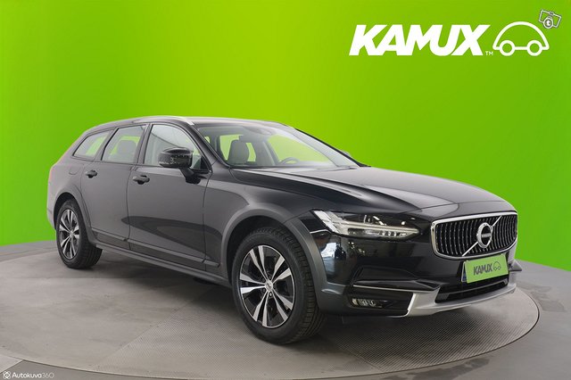 Volvo V90 Cross Country 1