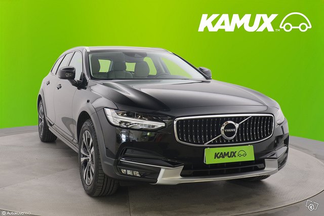 Volvo V90 Cross Country 8