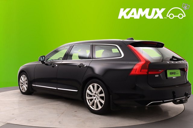 Volvo V90 5