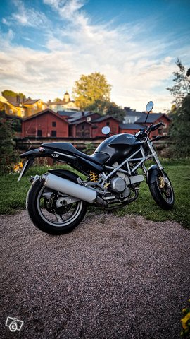 Ducati Monster 620ie Dark 4