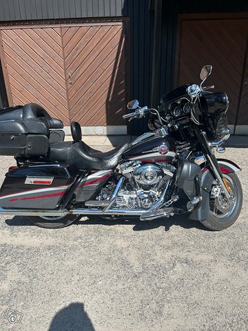 Harley davidson Cvo 5