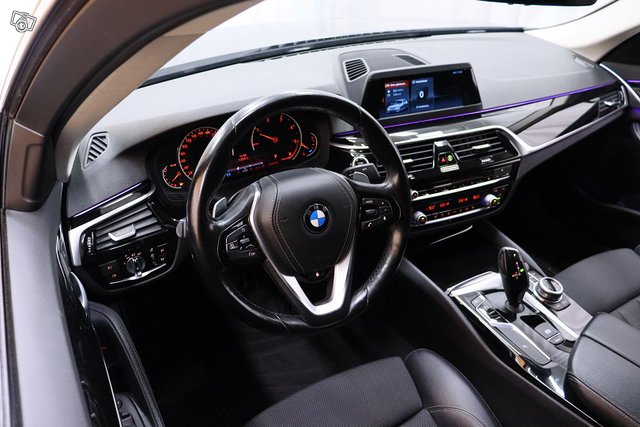 BMW 520 14