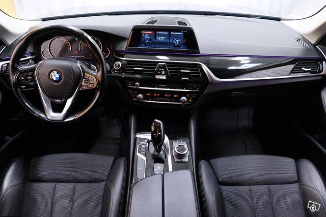 BMW 520 15