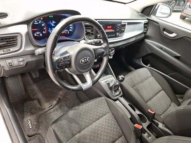 Kia Rio 7