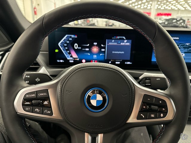 BMW I4 M50 21