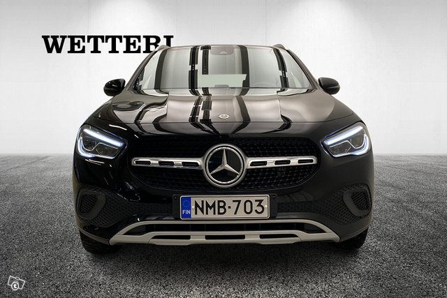 Mercedes-Benz GLA 2