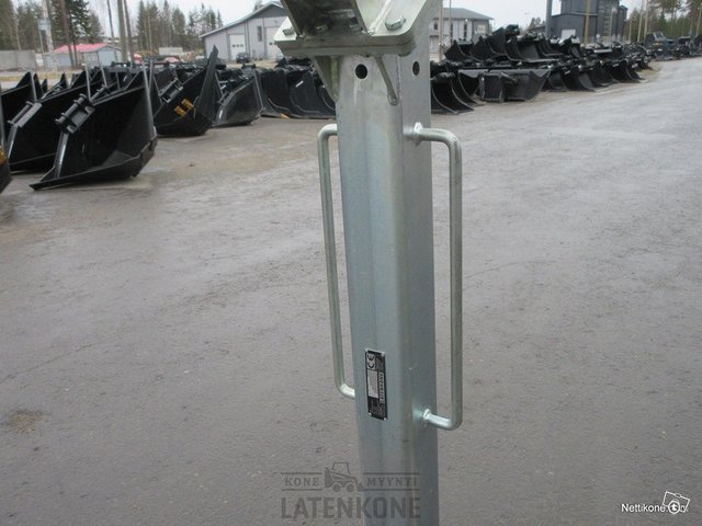 Laten Lavahaarukka 2000kg 16