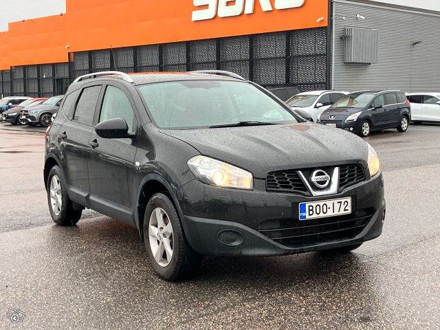 Nissan Qashqai+2