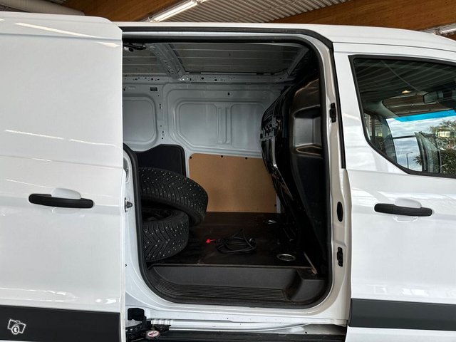 Ford Transit Connect 6