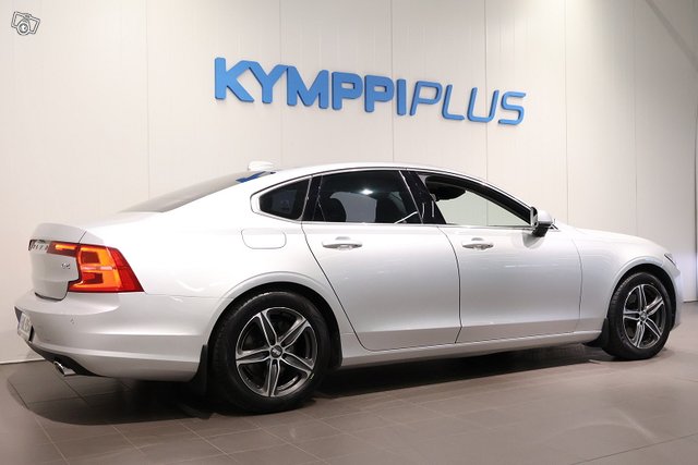 Volvo S90 4