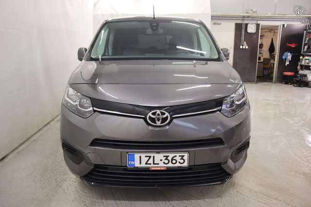 Toyota Proace CITY Verso 2