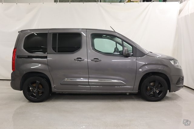 Toyota Proace CITY Verso 4