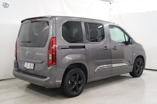 Toyota Proace CITY Verso 5