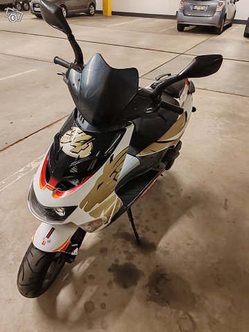 Aprilia sr50/Aprilia sr50 ditech 2005 vuodet 2