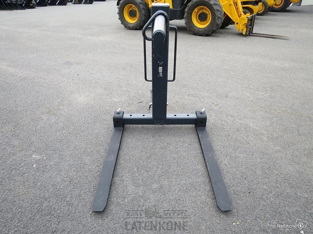 Laten Lavahaarukka 2200kg 2