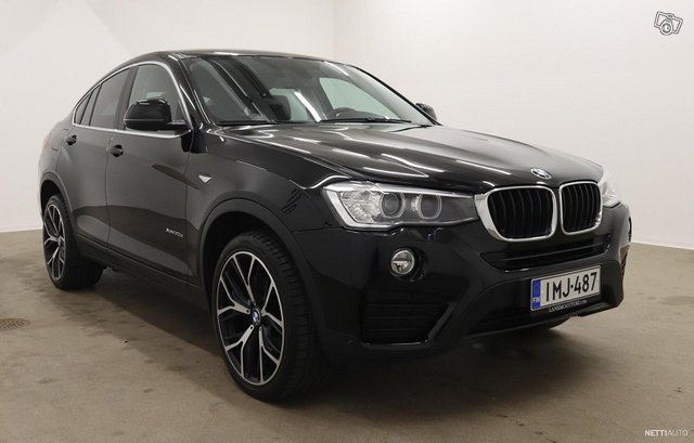 BMW X4 8