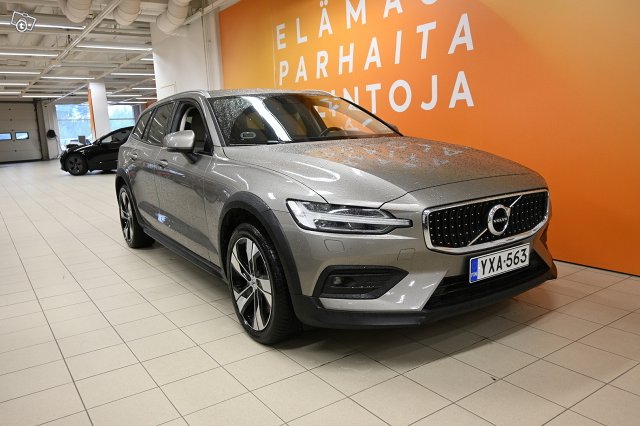 Volvo V60 Cross Country