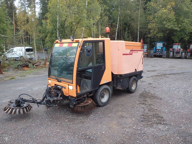 Bucher CityCat 2000, kuva 1